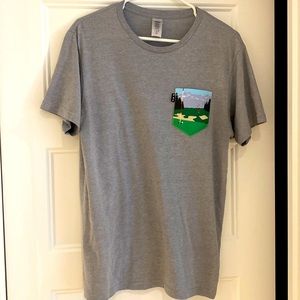 Poche et Fils light grey t-shirt.